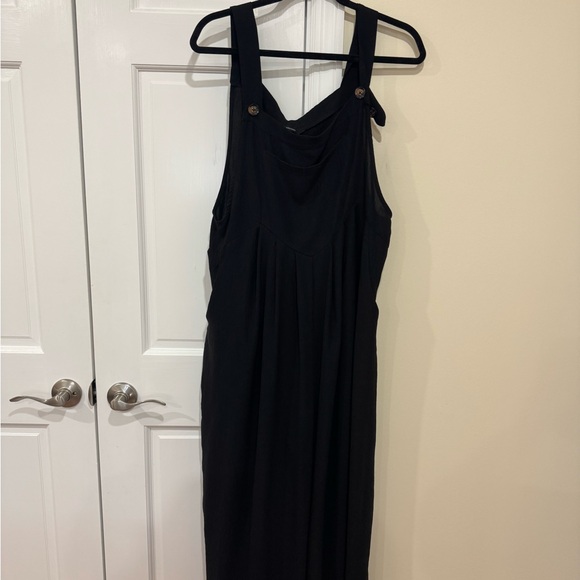 Black Halter Sheath Wide Leg Jumpsuit for Night Out - Picture 1 of 5